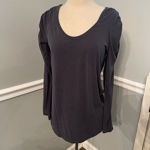 Great Condition Pea in the Pod Maternity Top